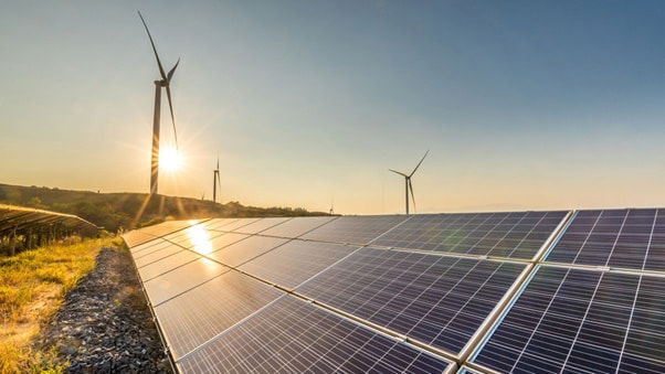 Zonnepanelen en windmolens