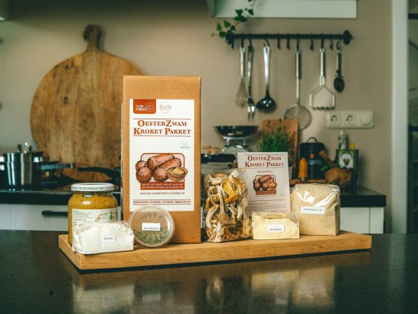 DIY set voor het maken van plantaardige oesterzwam bitterballen met duurzame paddenstoelen